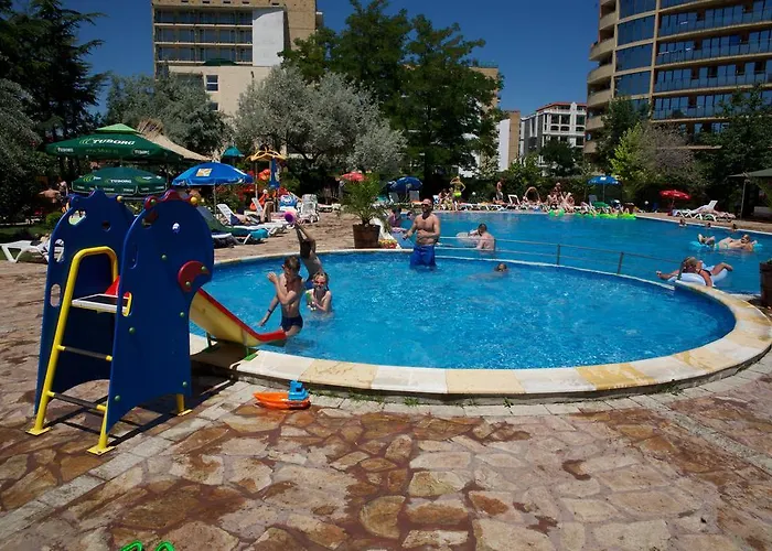 Dunav ساني بيتش